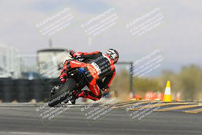 media/Mar-01-2025-Race Pace (Sat) [[ebf7b6e548]]/17-Vested (Turn 16) 210pm/